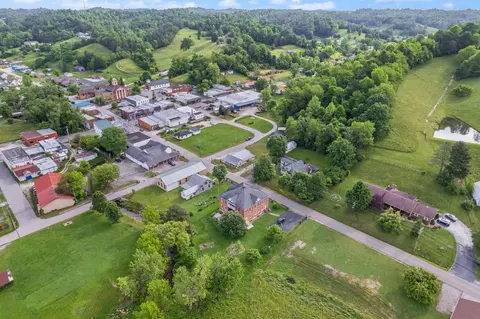 79 Washington St, Campton, KY 41301 photo 56