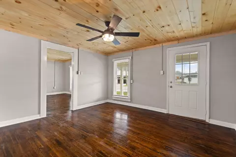 79 Washington St, Campton, KY 41301 photo 5