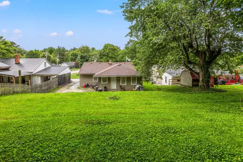 107 Cherry Rd, Berea, KY 40403 photo 23