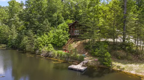484 Lakeside, Campton, KY 41301 photo 2