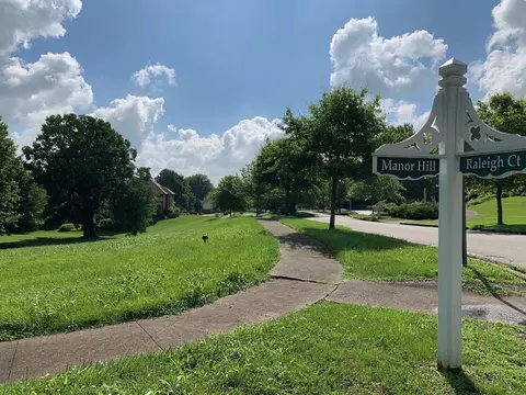 40 Raleigh Ct, Danville, KY 40422