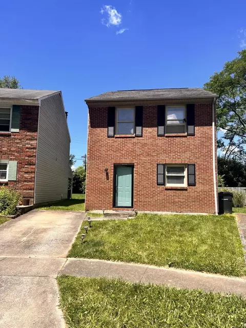 1392 Deer Lake Cir, Lexington, KY 40515