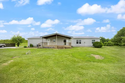 Exterior - 2654 High Bridge Rd, Lancaster, KY 40444 photo 4 of 7