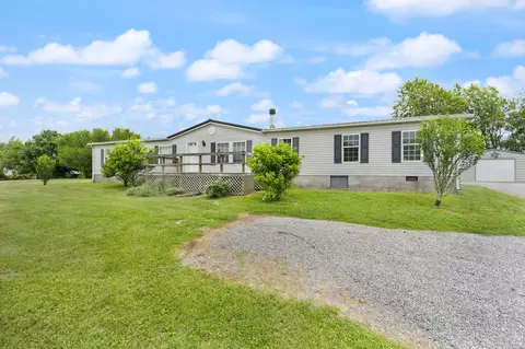 Exterior - 2654 High Bridge Rd, Lancaster, KY 40444 photo 3 of 7