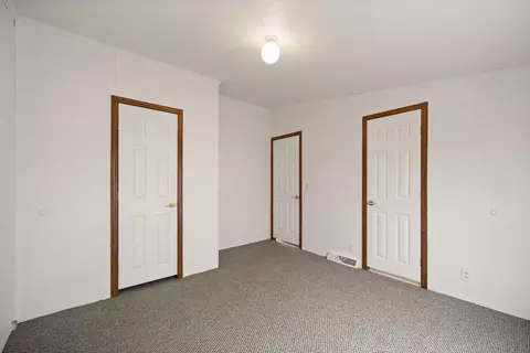 Bedroom - 2654 High Bridge Rd, Lancaster, KY 40444 photo 5 of 10