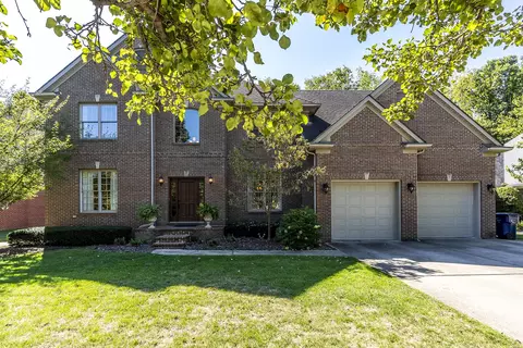 3160 Hemingway Ln, Lexington, KY 40513