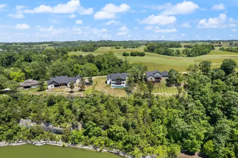 View/Area - 538 Hunter Dr, Lancaster, KY 40444 photo 3 of 13