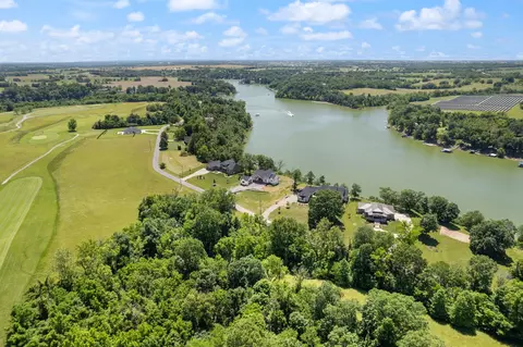 View/Area - 538 Hunter Dr, Lancaster, KY 40444 photo 7 of 13