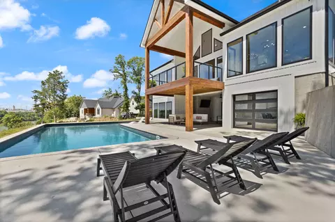 Exterior - 538 Hunter Dr, Lancaster, KY 40444 photo 9 of 23