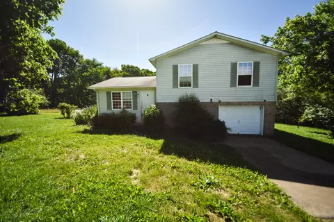 214 Meadow Dr, Tyner, KY 40486