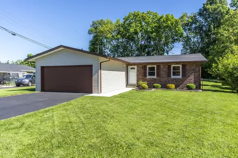 1904 Rio Vista Dr, Paris, KY 40361