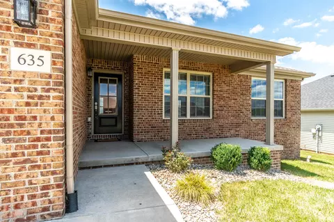 635 Boulder Ct, Berea, KY 40403 photo 4