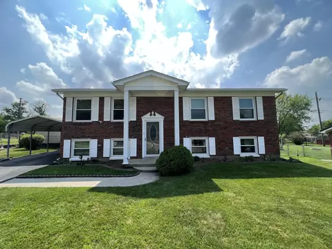 27 Cherokee Ct, Winchester, KY 40391