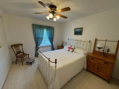 Bedroom - 104 Reasor St, Corbin, KY 40701 photo 3 of 3