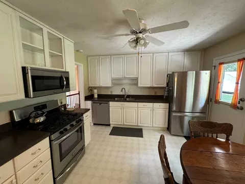 Kitchen - 104 Reasor St, Corbin, KY 40701 photo 1 of 4