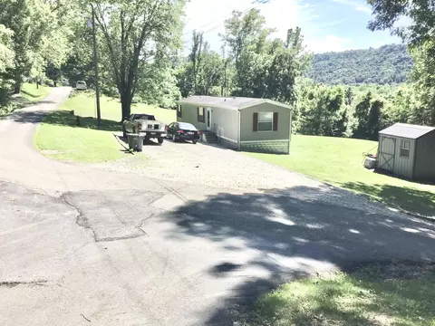 288 Walter St, Vanceburg, KY 41179
