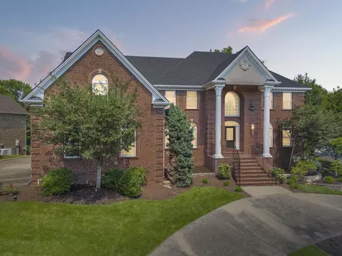 2217 Savannah Ln, Lexington, KY 40513