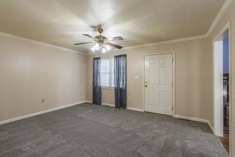 200 Meadow Dr, Tyner, KY 40486 photo 6