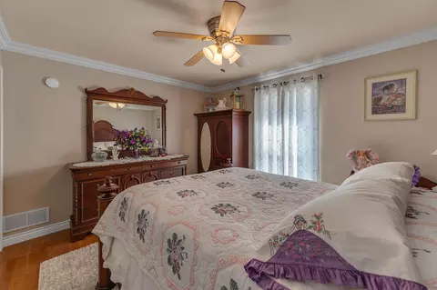 Bedroom - 2072 State Hwy 541, Jackson, KY 41339 photo 3 of 10