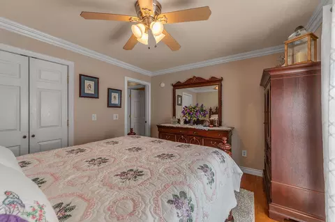 Bedroom - 2072 State Hwy 541, Jackson, KY 41339 photo 4 of 10