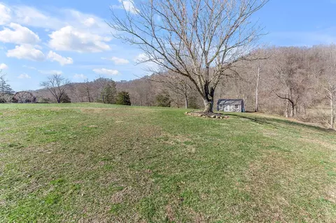 Exterior - 2072 State Hwy 541, Jackson, KY 41339 photo 18 of 25