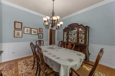 Dining - 2072 State Hwy 541, Jackson, KY 41339 photo 5 of 7