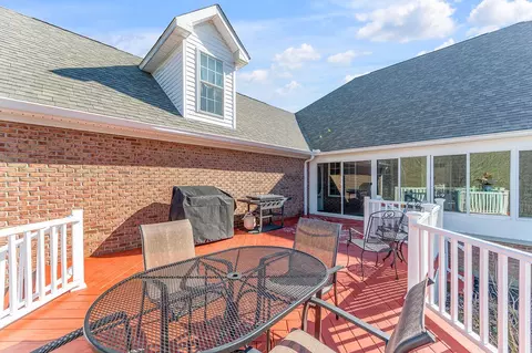 Exterior - 2072 State Hwy 541, Jackson, KY 41339 photo 8 of 25