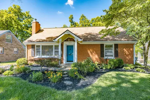 1022 Della Dr, Lexington, KY 40504