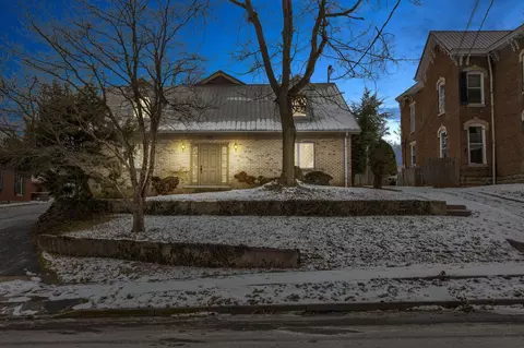 115 W High St, Mount Sterling, KY 40353