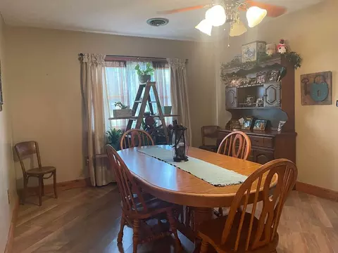 Dining - 1747 E Midland Trail Trl, Grayson, KY 41143 photo 1 of 2