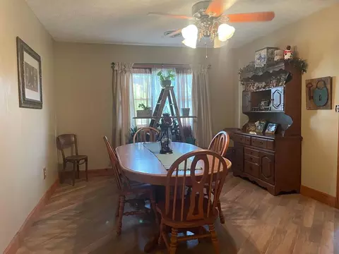 Dining - 1747 E Midland Trail Trl, Grayson, KY 41143 photo 2 of 2