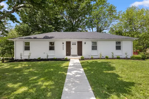 423 Linden Ln, Nicholasville, KY 40356