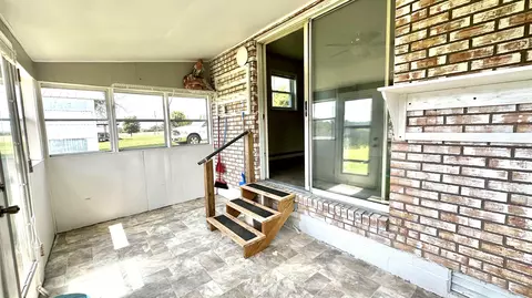 Exterior - 715 Ben Nelson Rd, Eubank, KY 42567 photo 3 of 11
