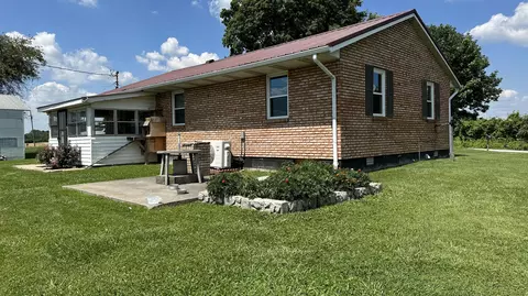 Exterior - 715 Ben Nelson Rd, Eubank, KY 42567 photo 4 of 11