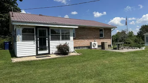 Exterior - 715 Ben Nelson Rd, Eubank, KY 42567 photo 5 of 11