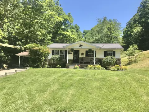 664 Walker Branch Rd, Morehead, KY 40351