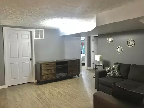 Living - 664 Walker Branch Rd, Morehead, KY 40351 photo 5 of 6
