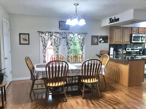 Dining - 664 Walker Branch Rd, Morehead, KY 40351 photo 1 of 1