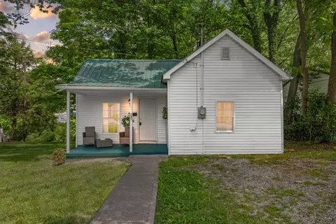 247 Richmond Ave, Mount Sterling, KY 40353