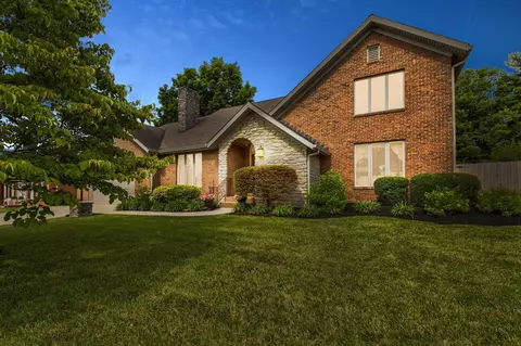 120 Holly Hills Dr, Mount Sterling, KY 40353