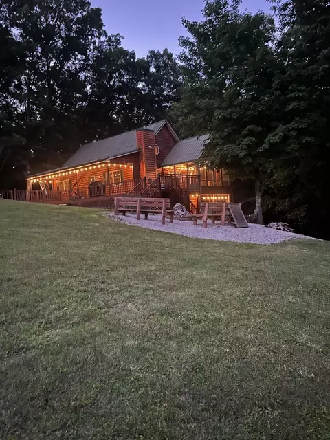 46 Alligator Cv, Russell Springs, KY 42642