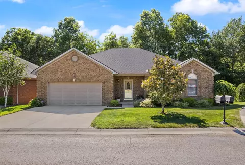 129 Kendall Dr, Danville, KY 40422