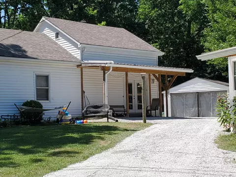 234 Schoolhouse Rd, Frankfort, KY 40601
