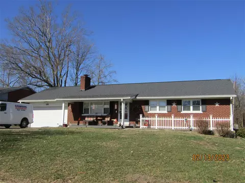 119 Idlewind Dr, Paris, KY 40361