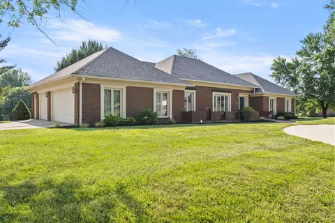 570 E Chelsea Dr, Cynthiana, KY 41031