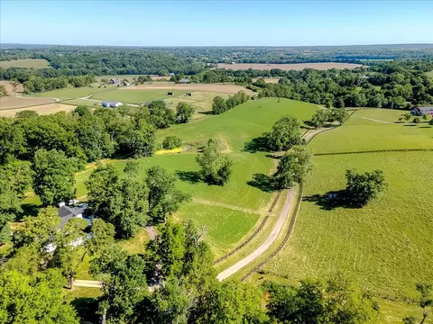 1990 Elkhorn Hills Ln # -L, Frankfort, KY 40601