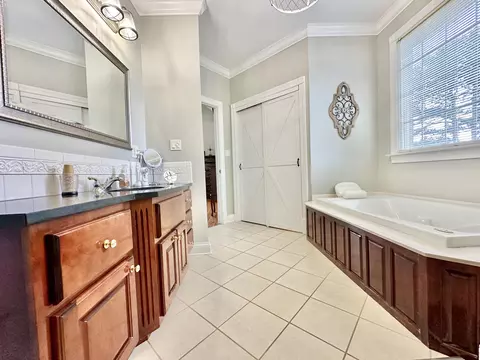 Bath - 78 Edward Ct, Corbin, KY 40701 photo 2 of 10
