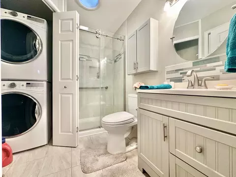 Bath - 78 Edward Ct, Corbin, KY 40701 photo 10 of 10