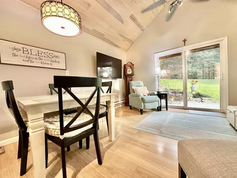 Dining - 78 Edward Ct, Corbin, KY 40701 photo 3 of 3