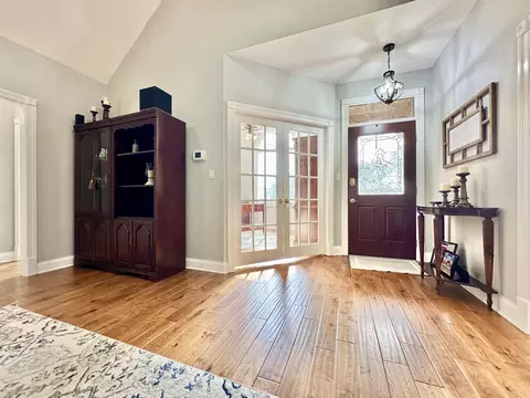 Entry Way - 78 Edward Ct, Corbin, KY 40701 photo 2 of 2